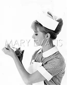 Vaccinate: NURSE & SYRINGE