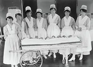 Newborns: Nurses - Babies - Hospital - Medical