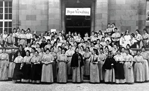 Staging: Nurses of a staging hospital, 1915