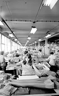 Varnsdorf: Nylon stockings - production