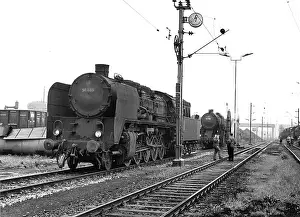 The Peter Butt Aviation Collection: OBB Locomotive 50.685
