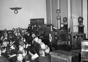 Broadcasters: Ober. Ing. Dr. Hoffmann delivering a speech, 1935