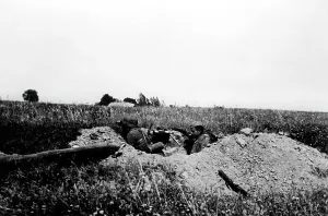 Observe: Observation post on the Eastern Front in the Oryol area