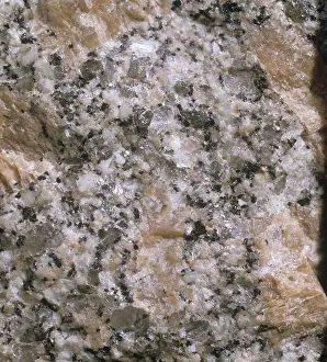 Mica: Observing structure of rock