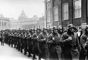 Kopenhagen: Occupation of Denmark, 1940 Marching German soldiers, 1940