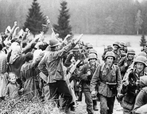 Cheer: Occupation of the Sudetenland by German troops, 1938
