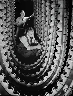 Akron: Occupations - employment - factory - WWII