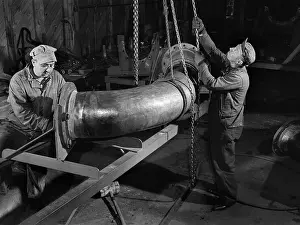 Shipyards: occupations - employment and labor - ship building - WW2