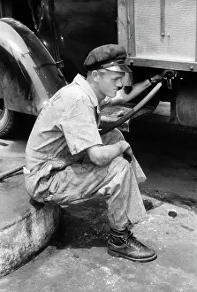 Photographyghiv: Occupations - Gas Station