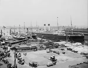 Seaports: The Ocean Liner BALTIC moored at the White ?