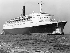 Flagship: Ocean liner Queen Elizabeth 2
