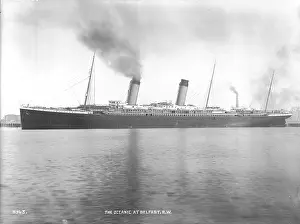 Wharf: Oceanic ship