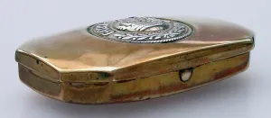 Hinged: Octagonal hinged tin with a German Gott Mit Uns badge