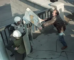 Rebels: October rebellion, 1993