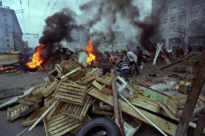 Barricades: October rebellion, 1993