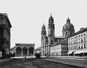 Odeonsplatz: Odeonsplatz in Munich