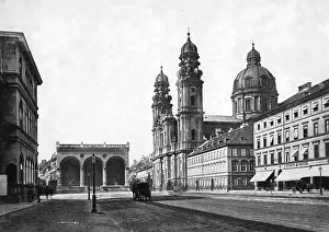 Odeonsplatz: Odeonsplatz in Munich