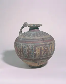 Brooch: Oenochoe
