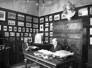 Rapidly: Office of a private bank in 1934
