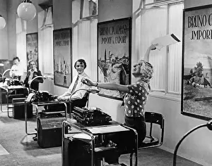 Typists: Office staff at the workplace, 1933
