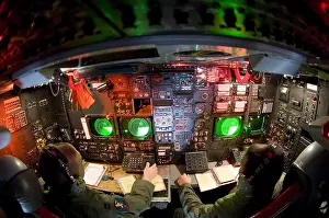 Modifications: Officers at the console on the lower deck ?