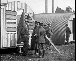 Nissen: Officers Talking By A Nissen Hut Under Construction