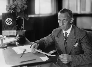Lapel: Official in the Third Reich, 1933
