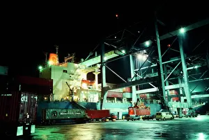 Offloading: Offloading Shipping Containers From Container