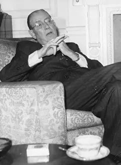 Ogden: Ogden Nash, popular American poet