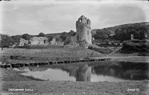 Bridgend: Ogmore Castle Ruins