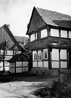 Timbered: Ohr, 1935