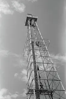 Derrick: Oil industry - derrick - structure