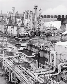 Cracking: Oil Or Petroleum Refinery Industrial Processing Plant for