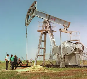 Tons: Oil production in Samara Region, 1996