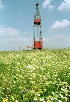 Tons: Oil production in Samara Region, 1996