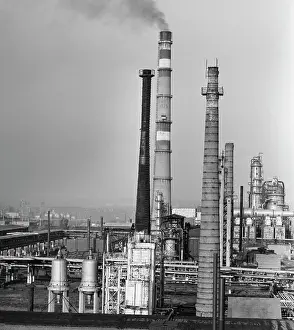 Refinery: Oil refinery