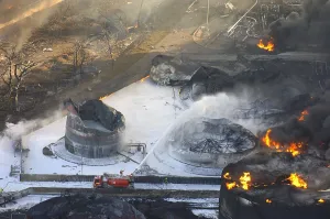 Hemel: Oil refinery fire. Buncefield Terminal, Hertfordshire