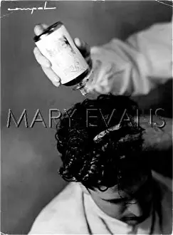 Oiling: OILING HAIR 1930S