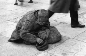 Bent: Old begging man, 1930