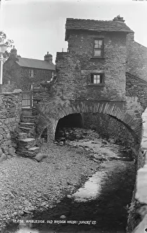 Quaint: Old Bridge House