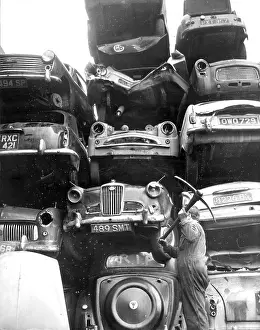 Pickaxe: Old Car Junk Yard