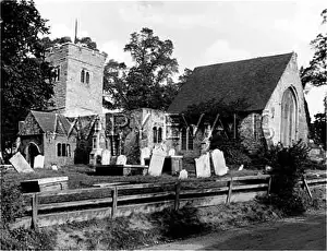 Chingford: OLD CHINGFORD CHURCH