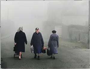 Frumpy: OLD LADY SHOPPERS