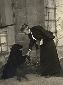 Tricks: Old lady teaching her dog