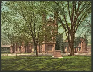 Yale: The Old library, Yale College