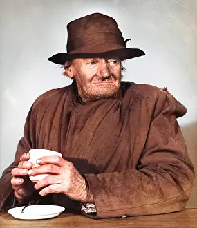 Shabby: Old man with cup of tea, Balham, SW London