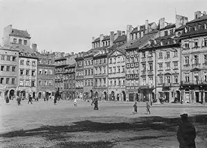 Stary: Old Market in Warsaw, 1935