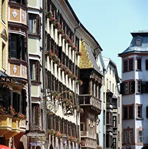 Goldenes: Old Town of Innsbruck