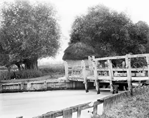 1860 1922: Old weir