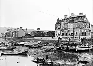 Larne: Olderfleet Hotel and Harbour, Larne